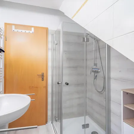 Ferienhaus Freesenbruch Reihenhaus 5b - Seehund Ostseeheilbad Zingst