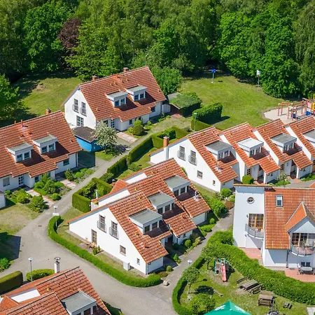 Freesenbruch Reihenhaus 5b - Seehund Ferienhaus Ostseeheilbad Zingst